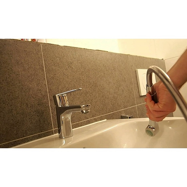 31926000 Focus 70 Змішувач д/раковини з гігієнічним душем (1 сорт) - Фото - 3